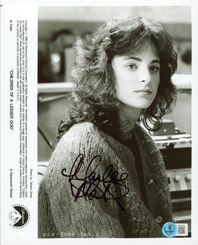 Marlee Matlin Children of a Lesser God Authentic Signed 8x10 Photo BAS #BN74516