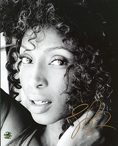 Lisa Berry The Colony Authentic Signed 8x10 Photo Autographed Wizard World