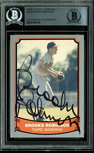 Orioles Brooks Robinson Signed Card 1988 Pacific Legends I #3 BAS Slabbed