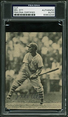 Mel Ott Authentic Signed 3.5x4.75 Newspaper Photo Clipping PSA/DNA Slabbed