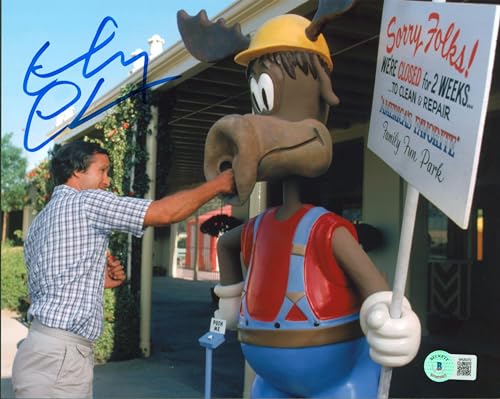 Chevy Chase Christmas Vacation Authentic Signed 8x10 Vertical Photo BAS #W426306