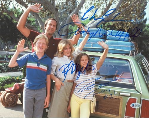 Vacation (4) Chase, D'Angelo, Hall & Barron Signed 11x14 Photo BAS Wit #P43349