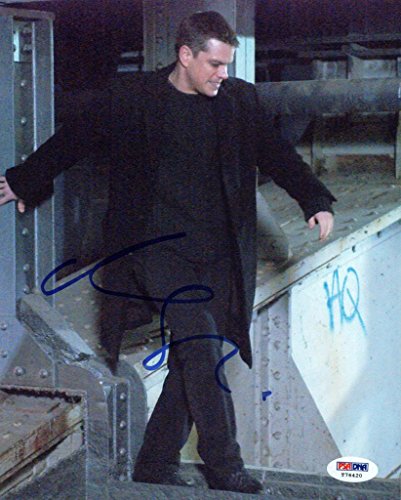 Matt Damon Bourne Supremacy Signed Authentic 8X10 Photo PSA/DNA #T76420