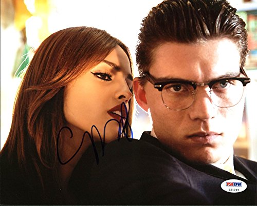 Eiza Gonzalez From Dusk Till Dawn Authentic Signed 8X10 Photo PSA/DNA #Z91249