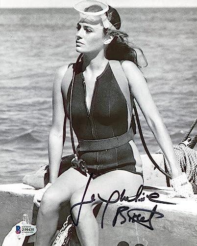 Jacqueline Bisset The Deep Signed 8x10 Black & White Sexy Photo BAS #Z99435
