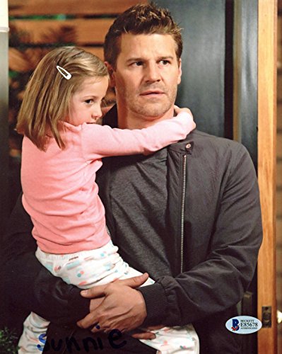 Sunnie Pelant Bones Authentic Signed 8x10 Photo Autographed BAS #E85678