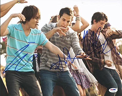 Skylar Astin, Miles Teller & Justin Chon 21 & Over Signed 11X14 Photo PSA U72238