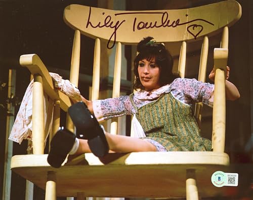 Lily Tomlin Rowan & Martin's Laugh-In Authentic Signed 8x10 Photo BAS #BF06358