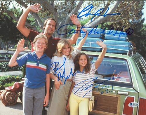 Vacation (4) Chase, D'Angelo, Hall & Barron Signed 11x14 Photo BAS Wit #P43358