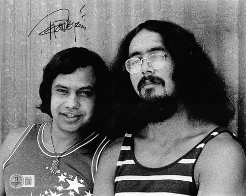 Tommy Chong Cheech & Chong Authentic Signed 8x10 Horizontal Photo BAS 12