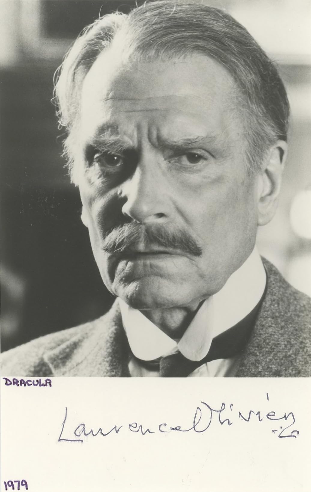 Laurence Olivier Dracula Authentic Signed 3.5x5.5 Photo Autographed BAS #BK43369