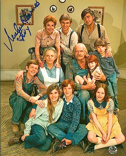 Michael Learned The Waltons "Livy" Signed 8x10 Photo Wizard World #029550