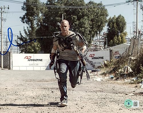 Matt Damon Elysium Authentic Signed 8x10 Photo Autographed BAS #BH01663