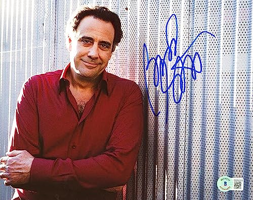 Brad Garrett Everybody Loves Raymond Authentic Signed 8x10 Photo BAS #BG82310