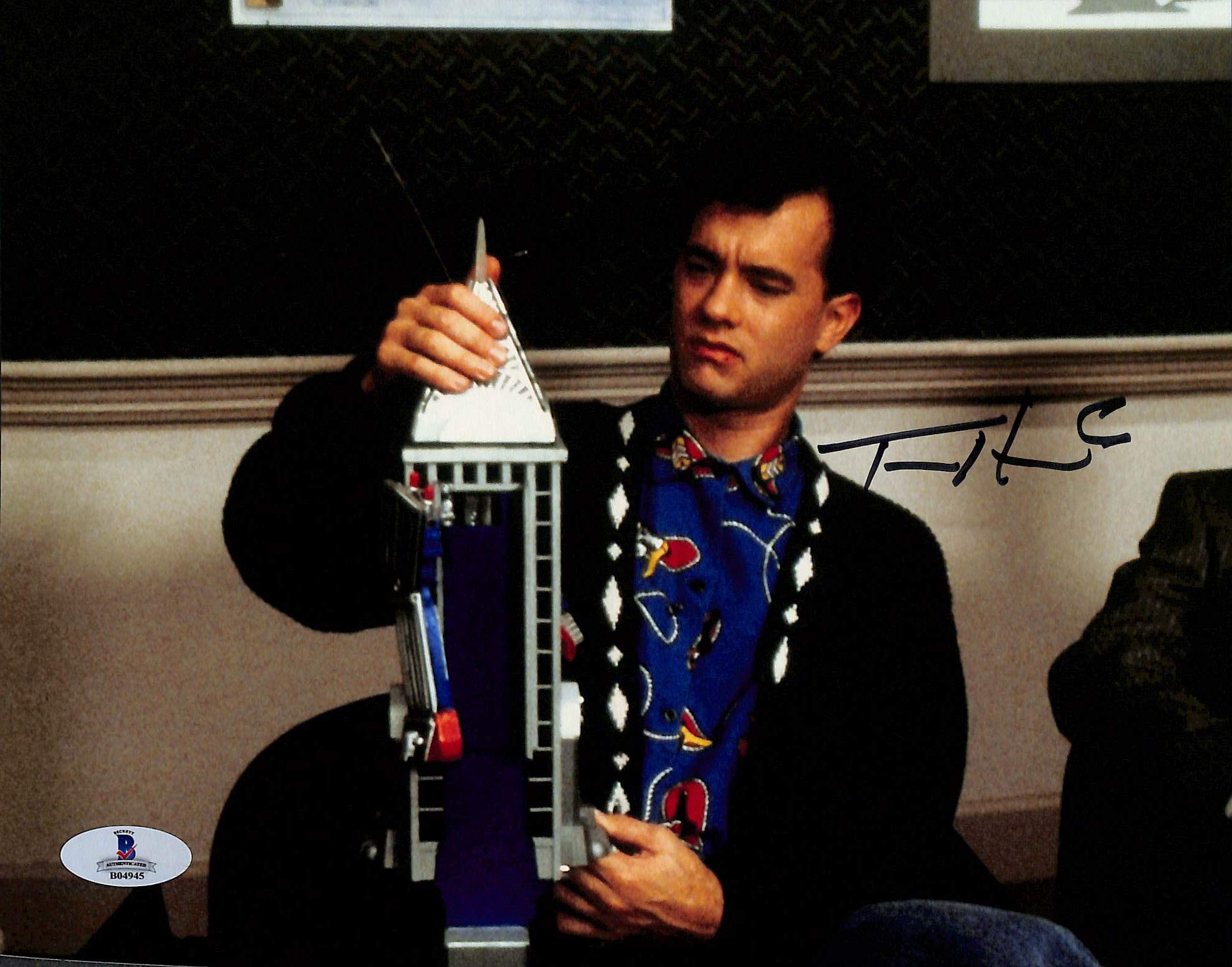 Tom Hanks Big Authentic Signed 8x10 Photo Autographed BAS #B04945