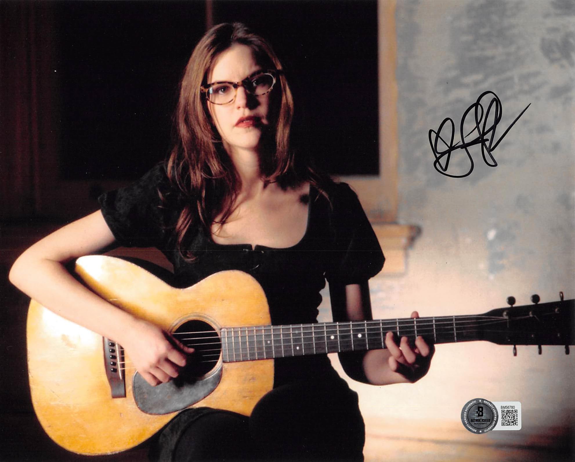 Lisa Loeb Musician Authentic Signed 8x10 Horizontal Photo Autographed BAS 1