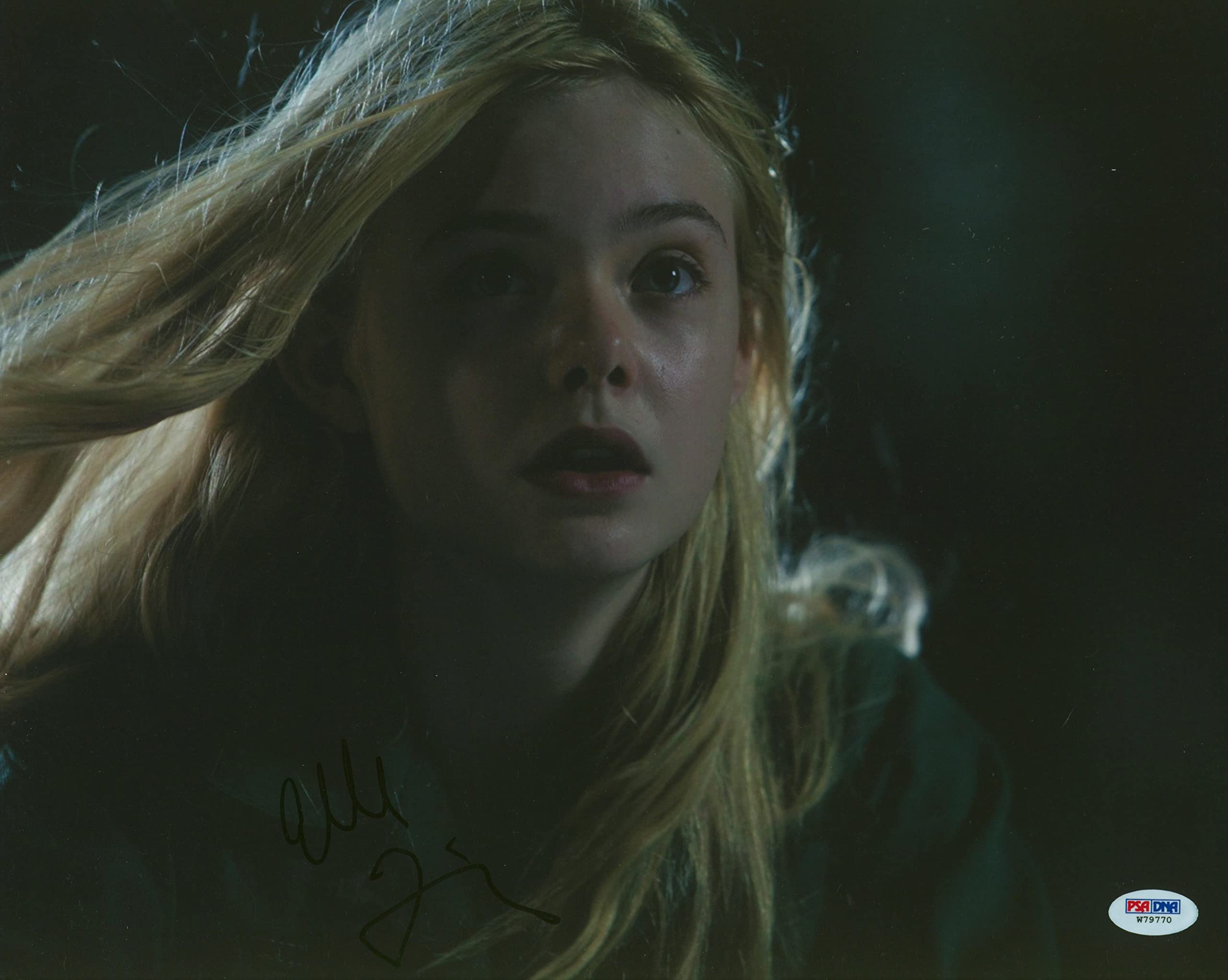 Elle Fanning Super 8 Signed Authentic 11X14 Photo Autographed PSA/DNA #W79770