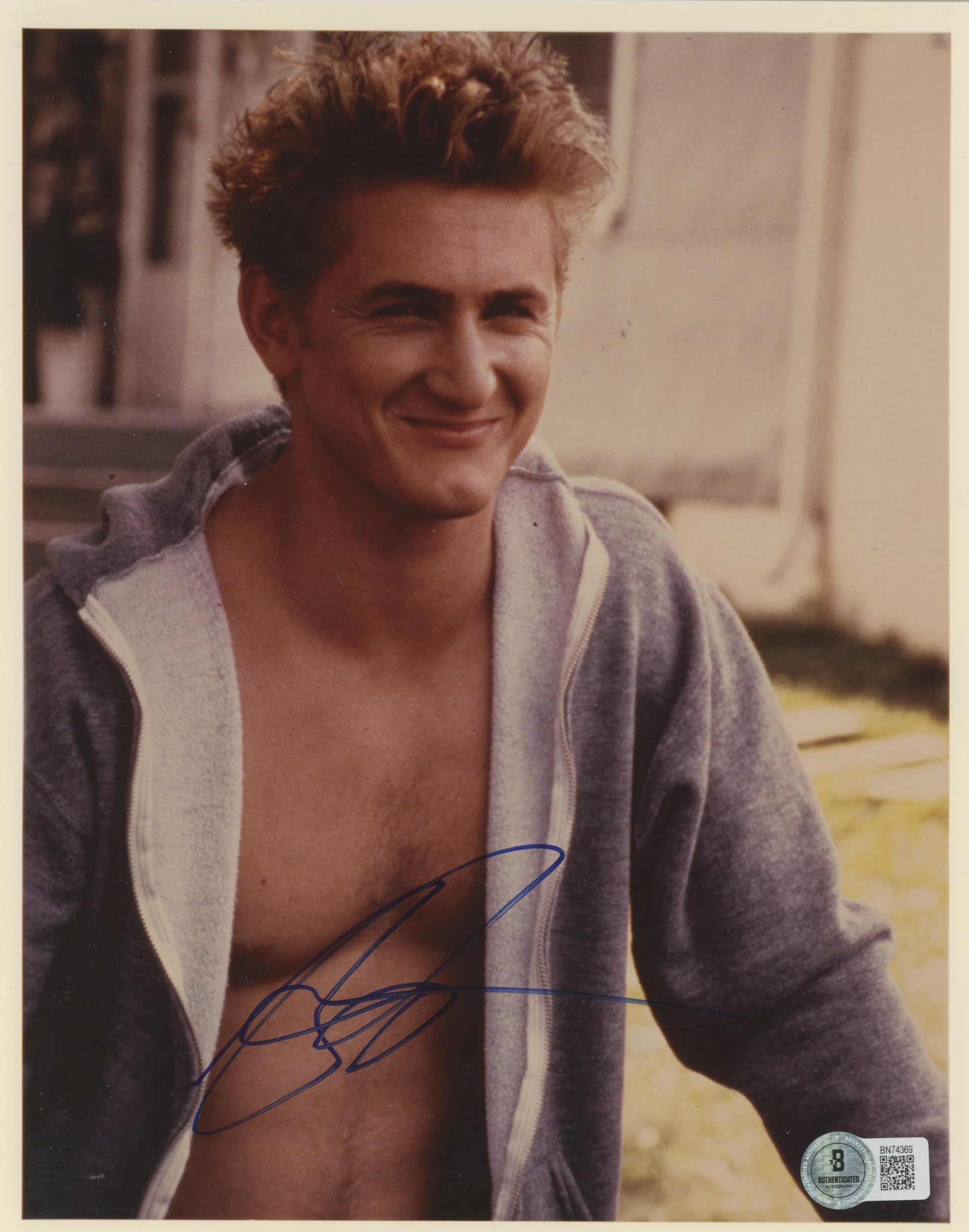 Sean Penn At Close Range Authentic Signed 8x10 Photo Autographed BAS #BN74369