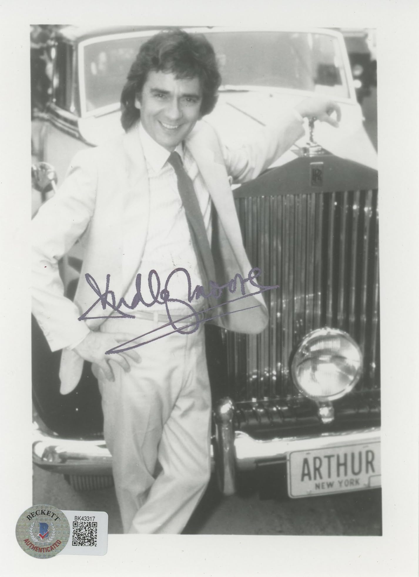 Dudley Moore Arthur Authentic Signed 5x6.5 Black & White Photo BAS #BK43317