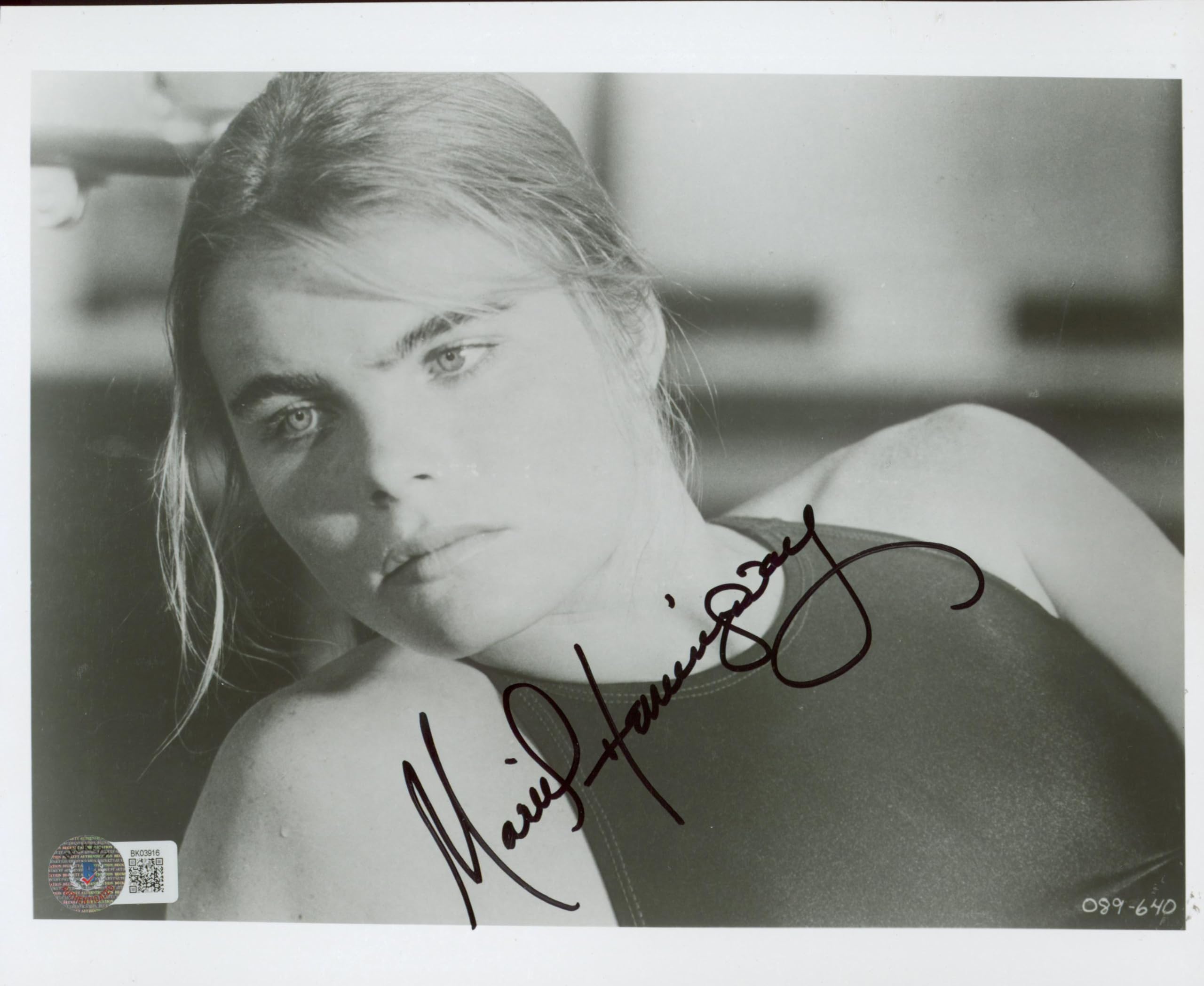 Mariel Hemingway Personal Best Authentic Signed 8x10 Photo BAS #BK03916