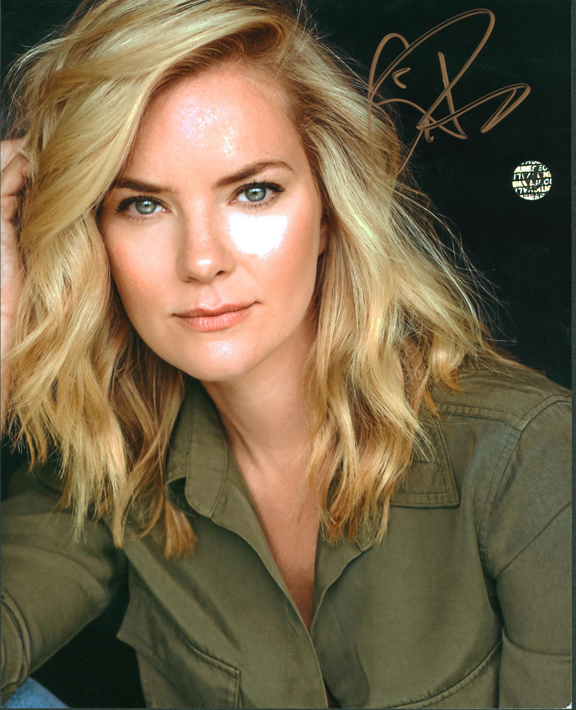 Cindy Busby Heartland Authentic Signed 8x10 Photo Autographed Wizard World