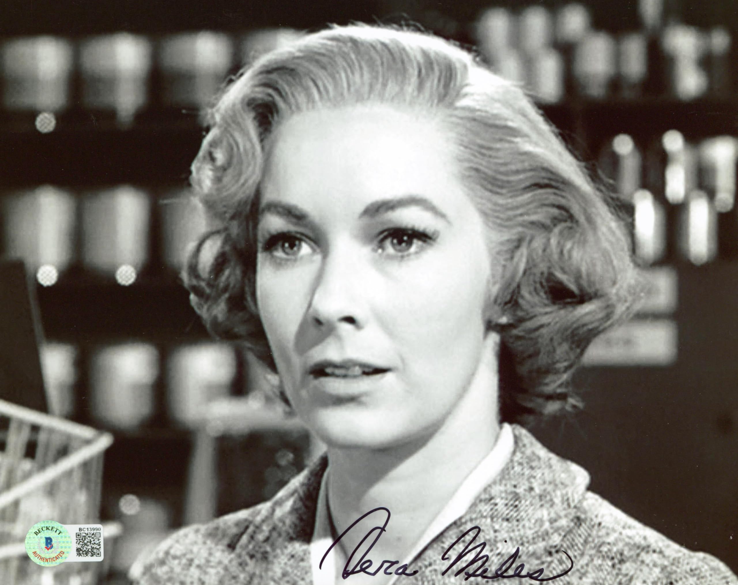 Vera Miles Psycho Authentic Signed 8x10 Photo Autographed BAS #BC13990