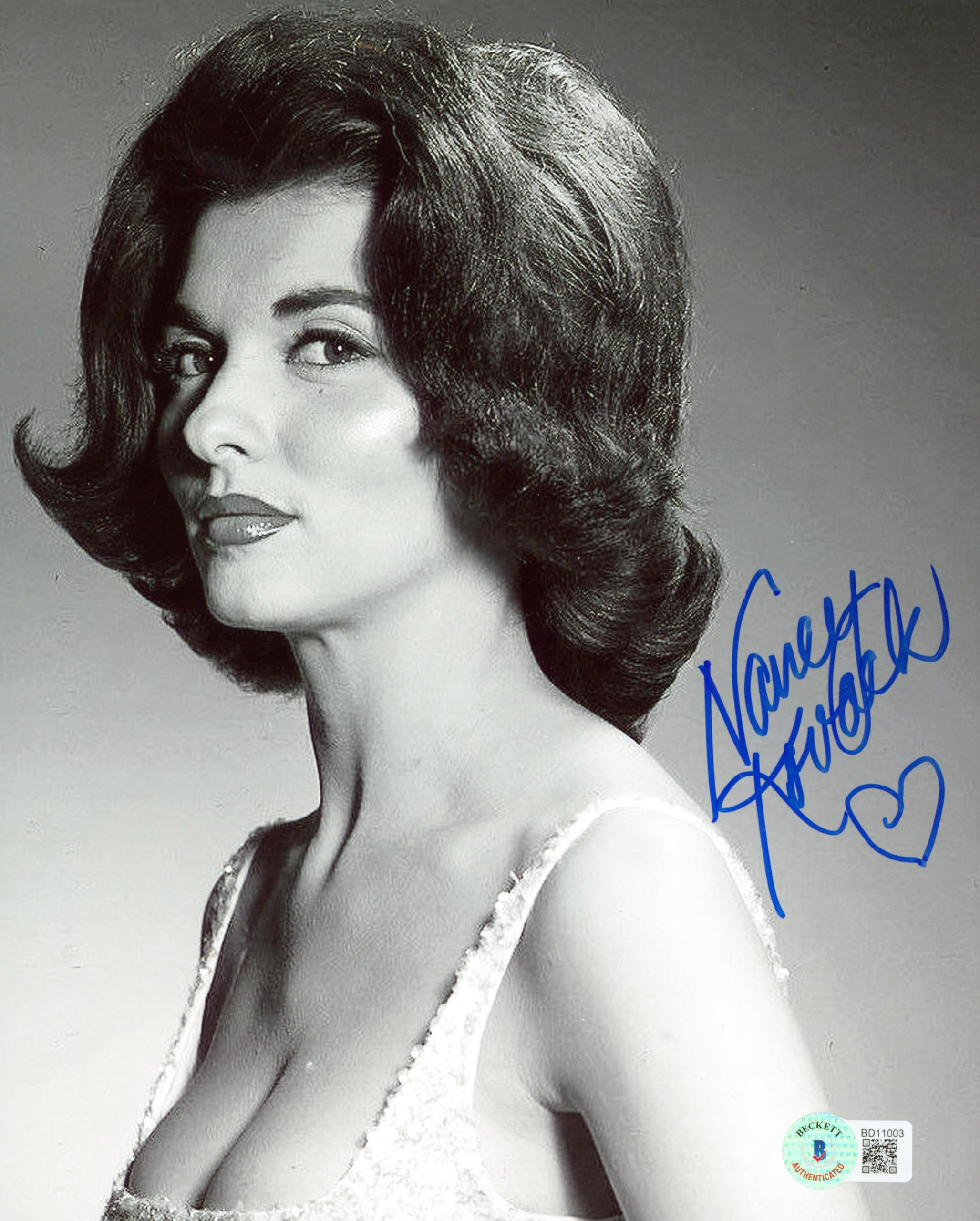 Nancy Kovack Jason and the Argonauts Signed 8x10 Sexy Photo BAS #BD11003