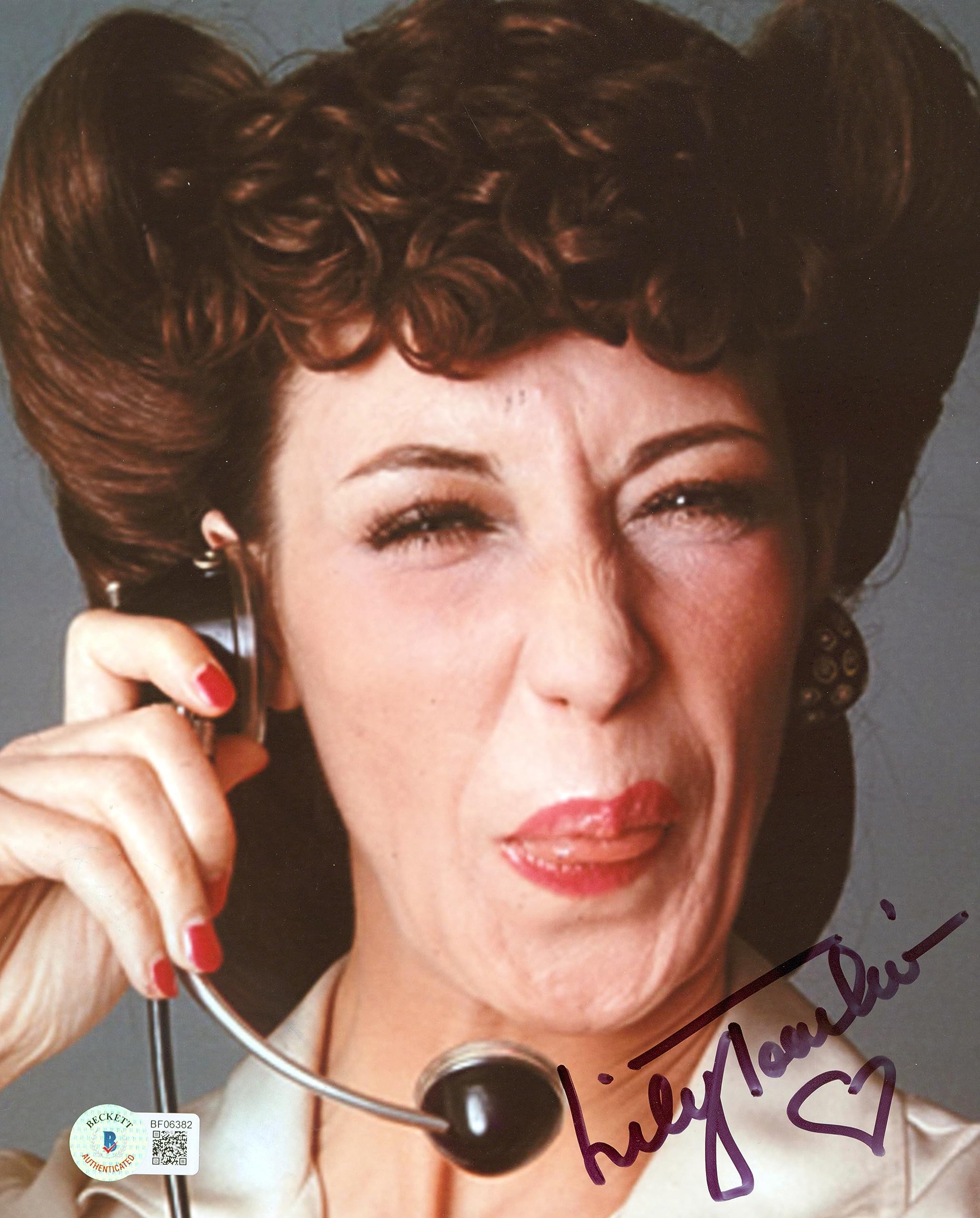 Lily Tomlin Rowan & Martin's Laugh-In Authentic Signed 8x10 Photo BAS #BF06382