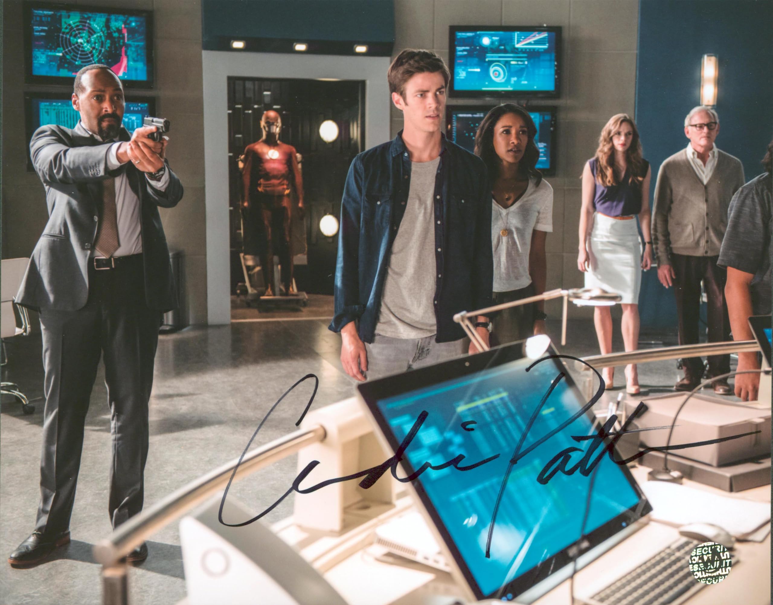 Candice Patton The Flash Authentic Signed 8x10 Photo Autographed Wizard World 2