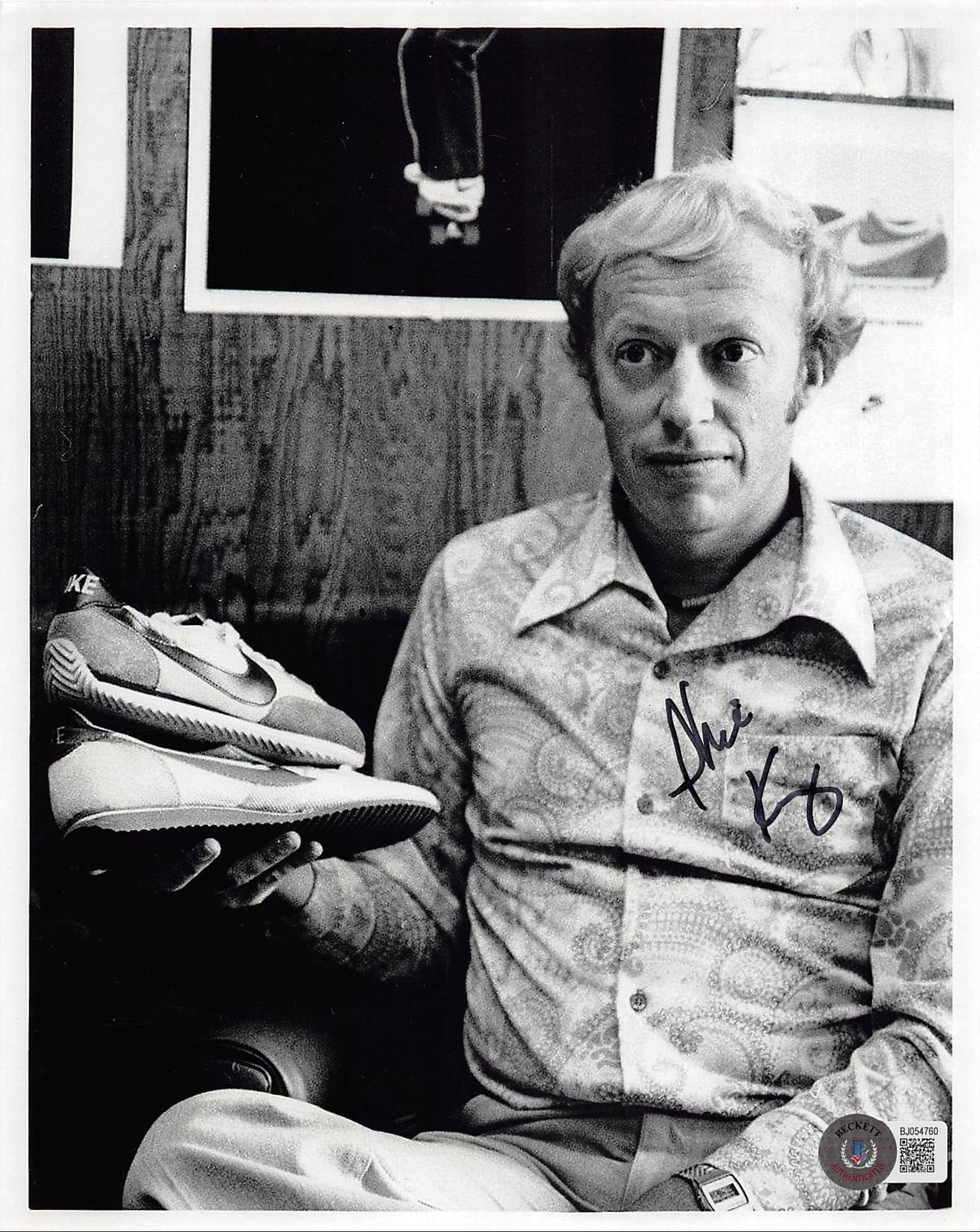 Phil Knight Authentic Signed 8x10 Photo Autographed BAS #BJ054760