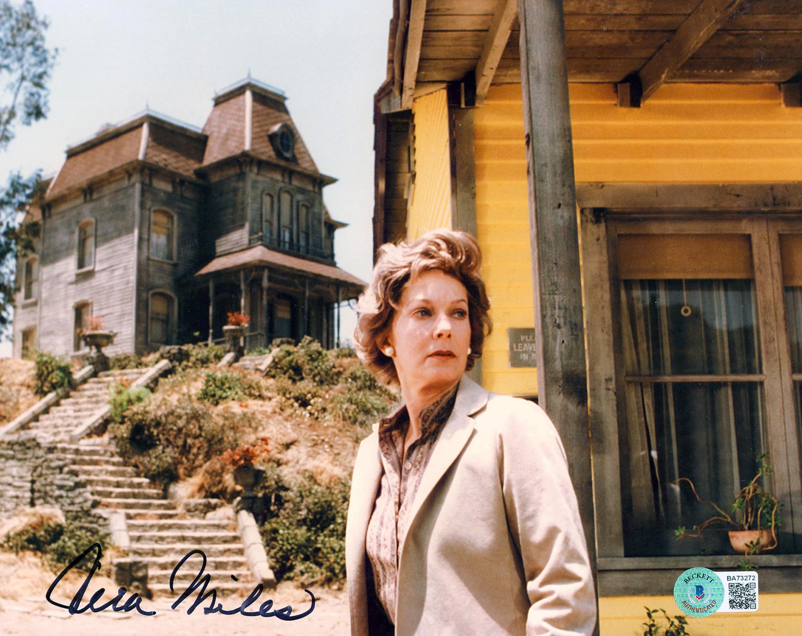 Vera Miles Psycho Authentic Signed 8x10 Photo Autographed BAS #BA73272