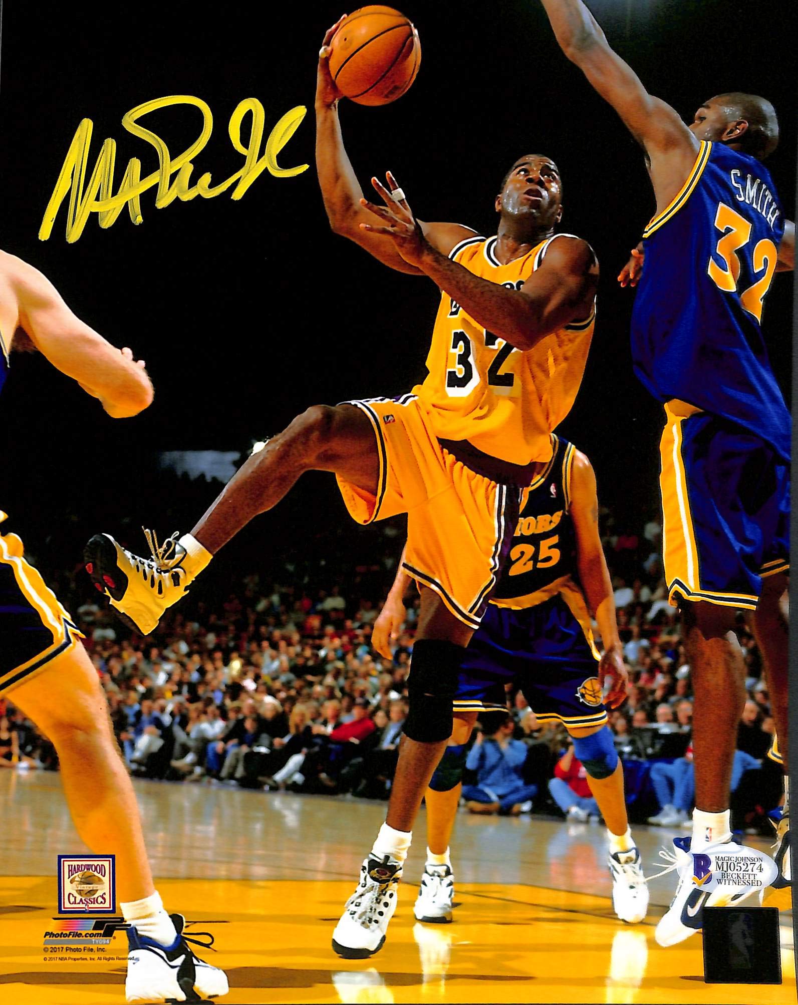 Lakers Magic Johnson Authentic Signed 8x10 Photo Vs Warriors BAS Witnessed