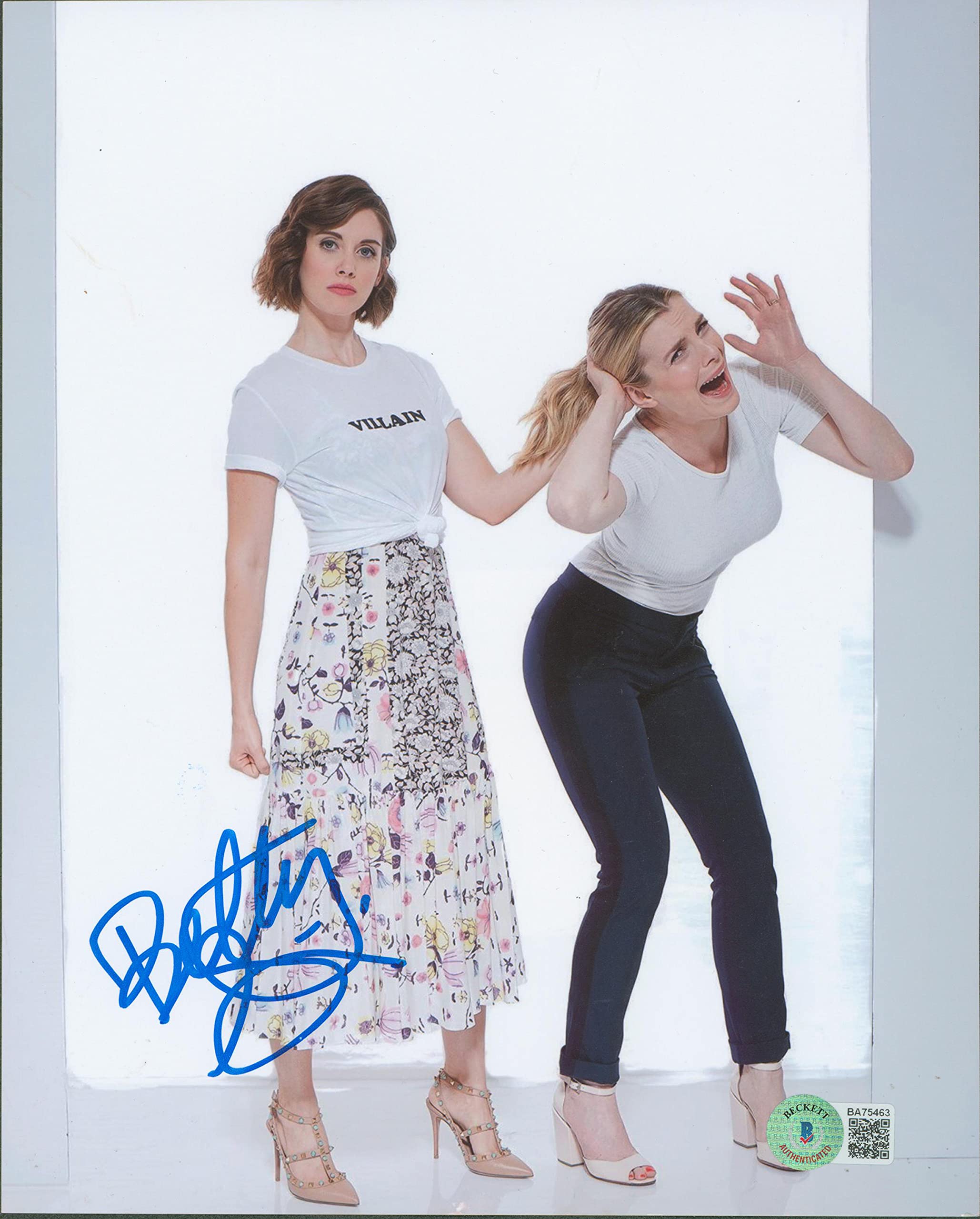 Betty Gilpin Glow Authentic Signed 8x10 Photo Autographed BAS #BA75463