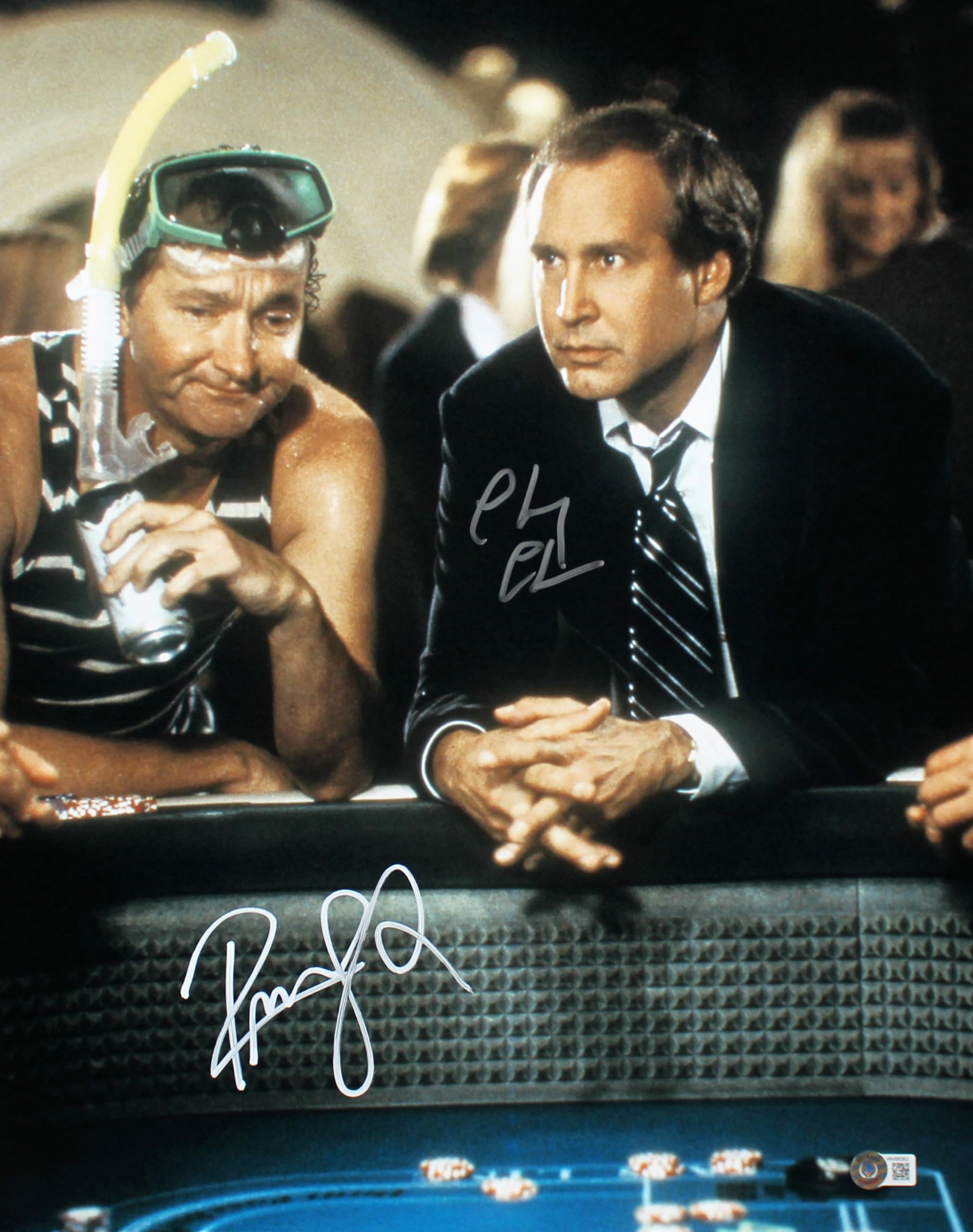 Chevy Chase & Randy Quaid Vegas Vacation Signed 16x20 Vertical Photo BAS Wit