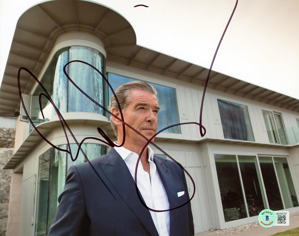 Pierce Brosnan I.T. Authentic Signed 8x10 Photo Autographed BAS #BG90757
