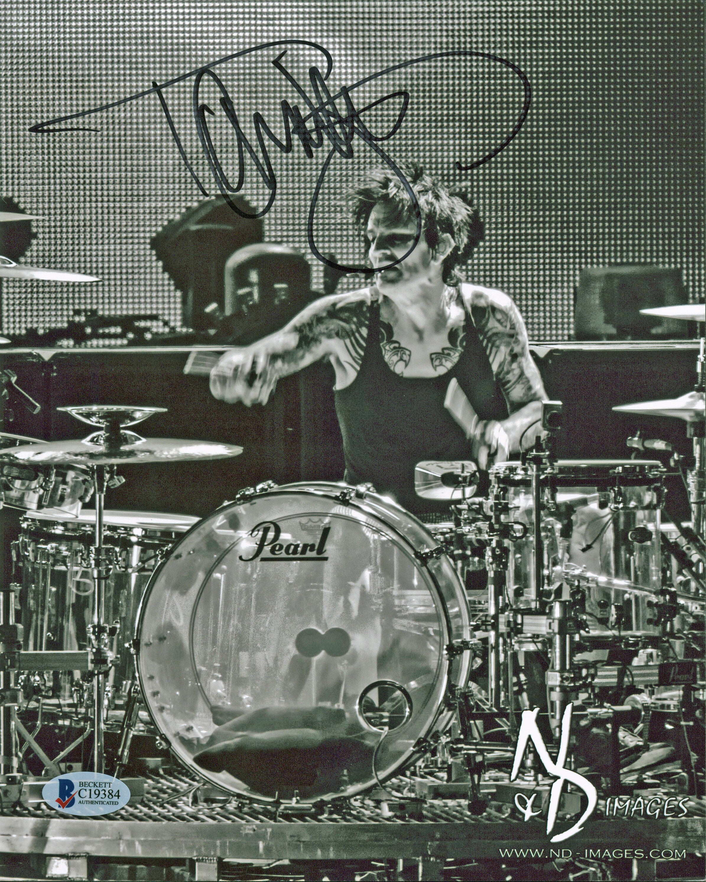 Tommy Lee Motley Crue Authentic Signed 8x10 Photo Autographed BAS #C19384