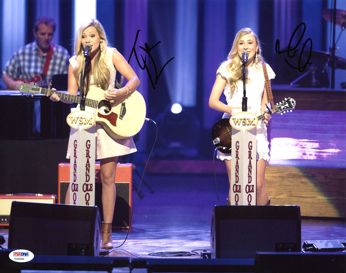 Maddie & Tae Authentic Signed 11X14 Photo Autographed PSA/DNA #Y33300