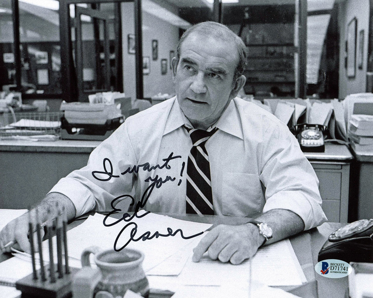 Ed Asner The Mary Tyler Moore Show "I Want You!" Signed 8x10 Photo BAS #D71741