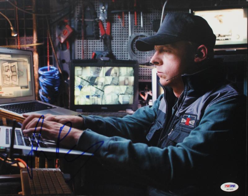 Simon Pegg Ghost Protocol Signed Authentic 11X14 Photo PSA/DNA #S87495