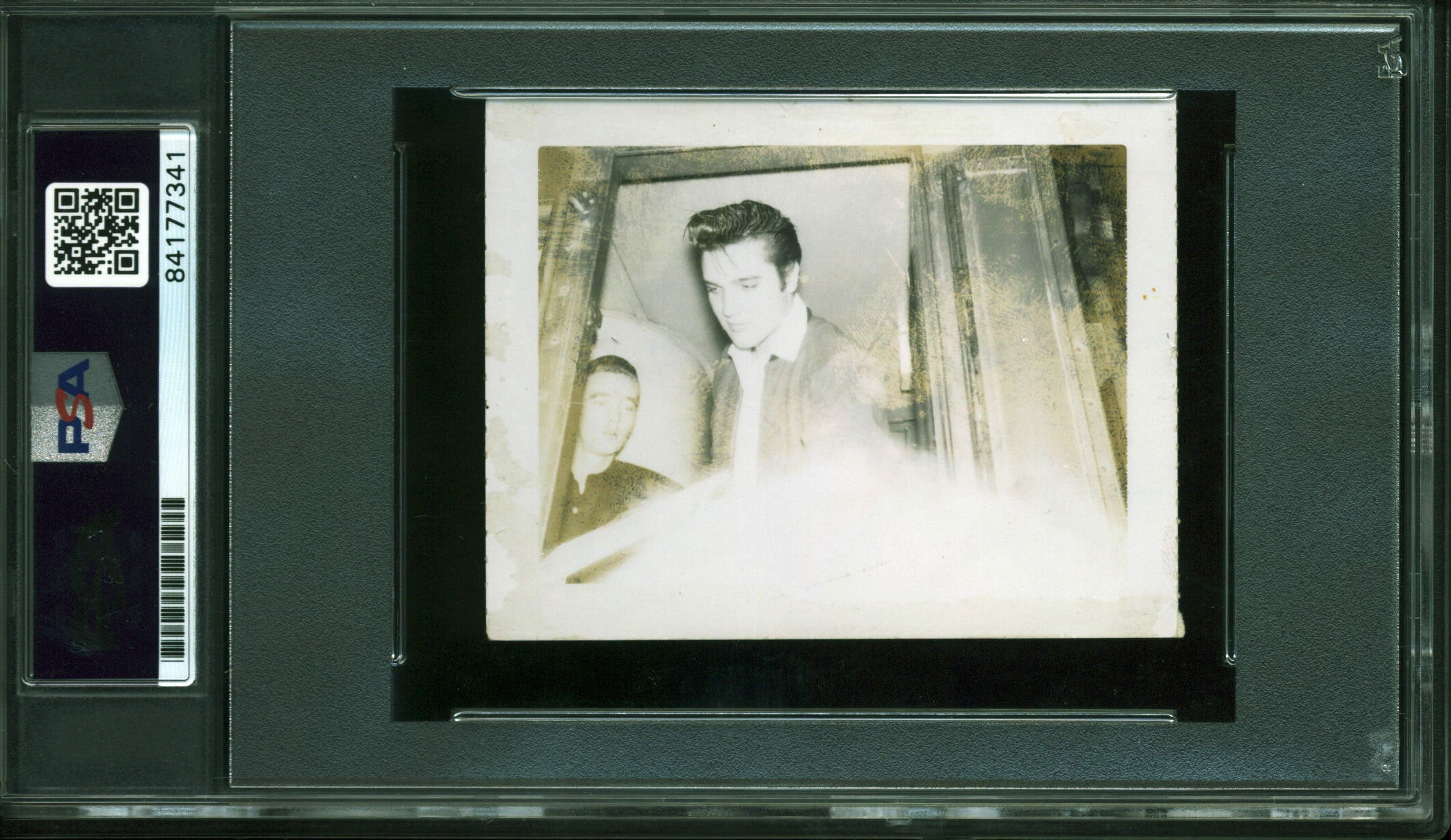 Elvis Presley Authentic Signed 2.75x3.5 Photo Autographed PSA/DNA Slabbed