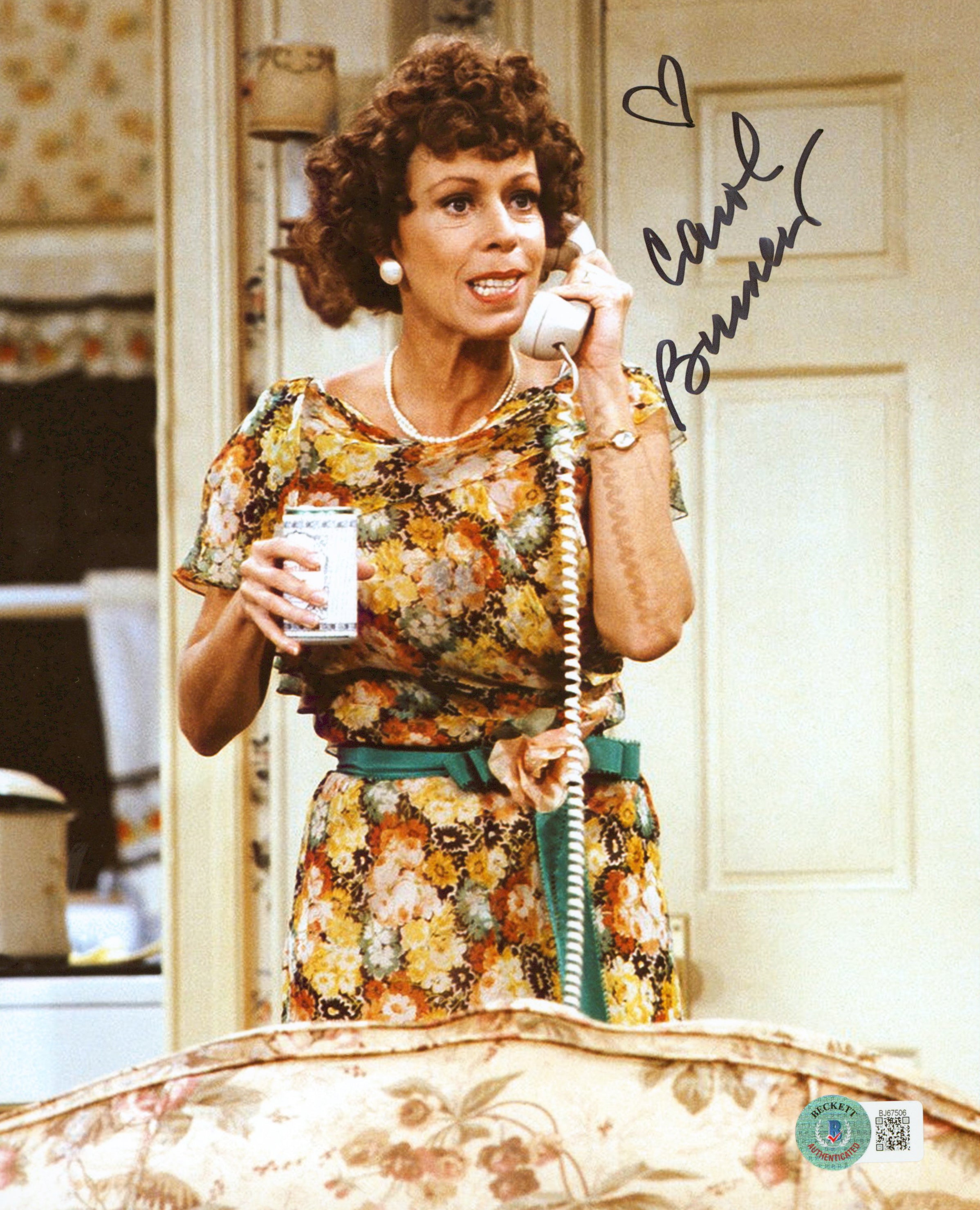 Carol Burnett Authentic Signed 8x10 Photo Autographed BAS #BJ67506
