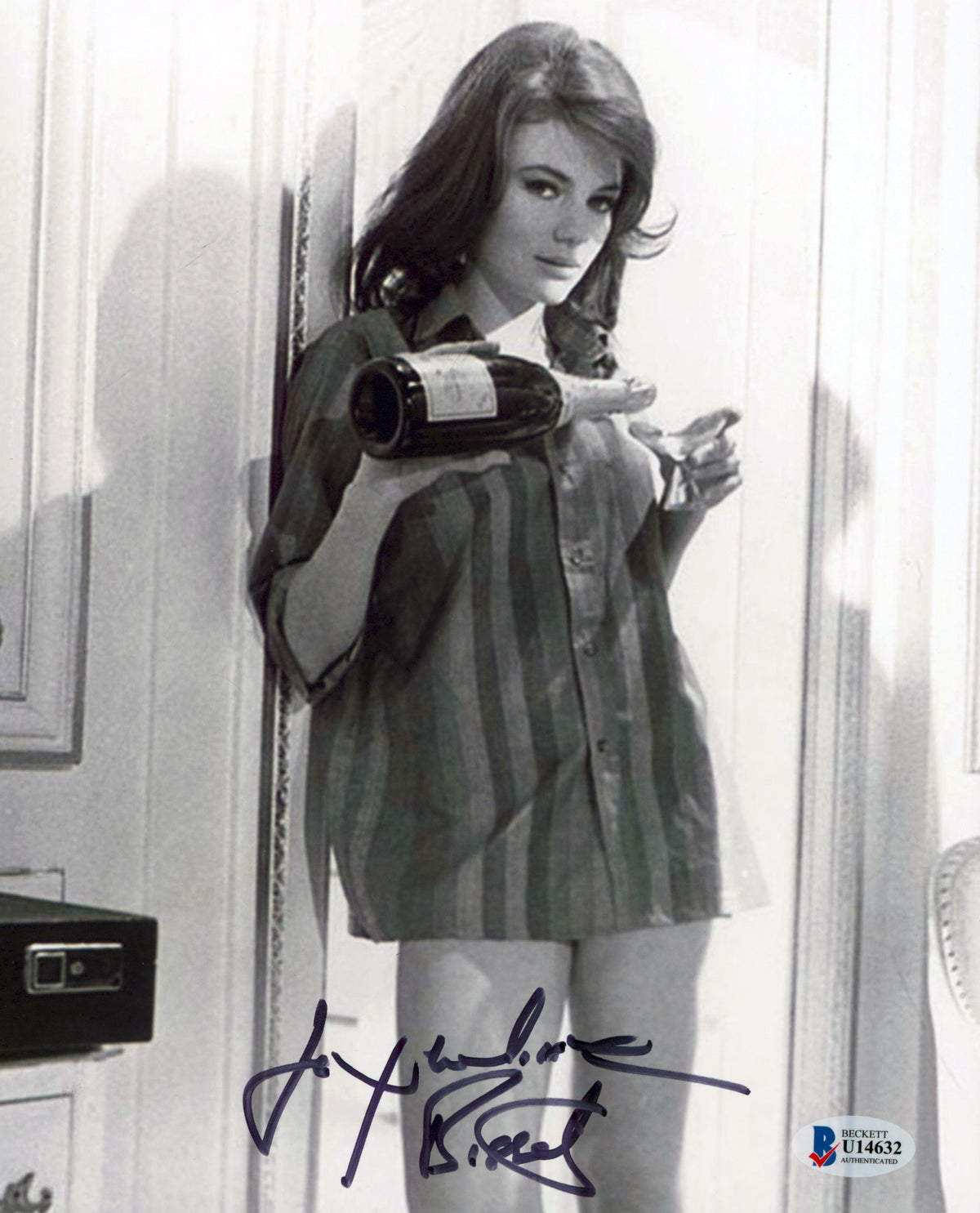 Jacqueline Bisset The Deep Authentic Signed 8x10 Sexy Photo BAS #U14632