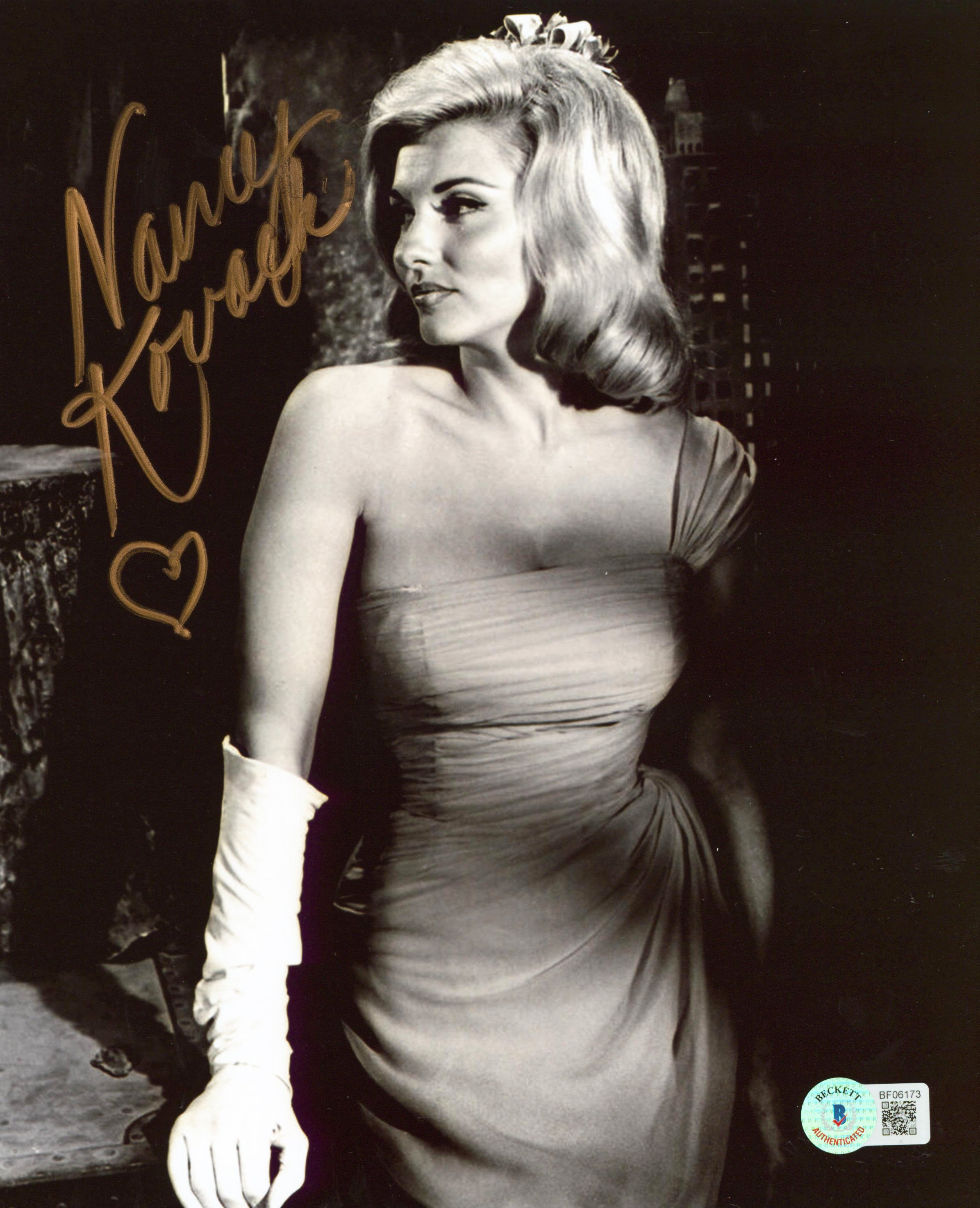 Nancy Kovack Jason and the Argonauts Signed 8x10 Sexy Photo BAS #BF06173