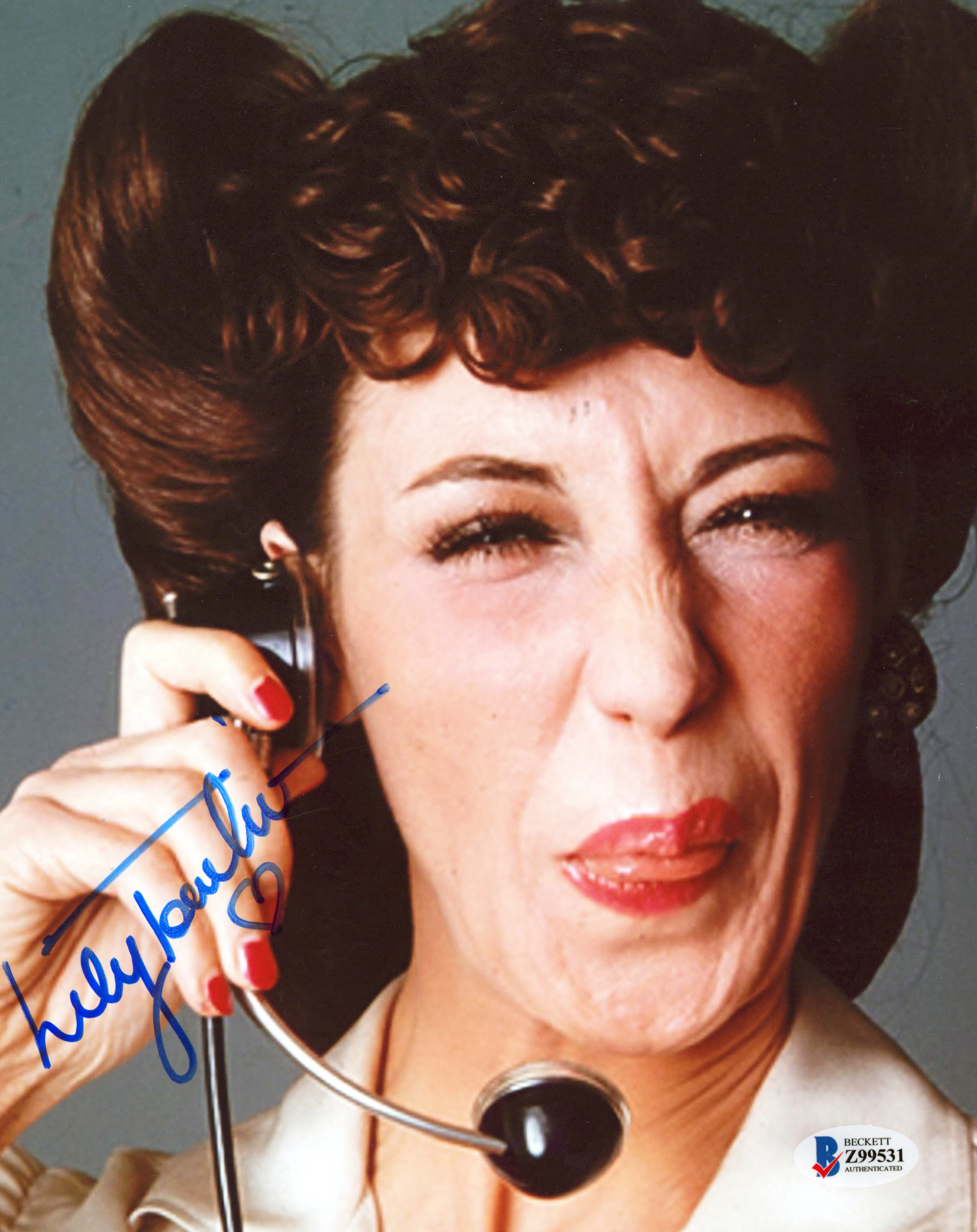 Lily Tomlin Rowan & Martin's Laugh-In Authentic Signed 8x10 Photo BAS #Z99531