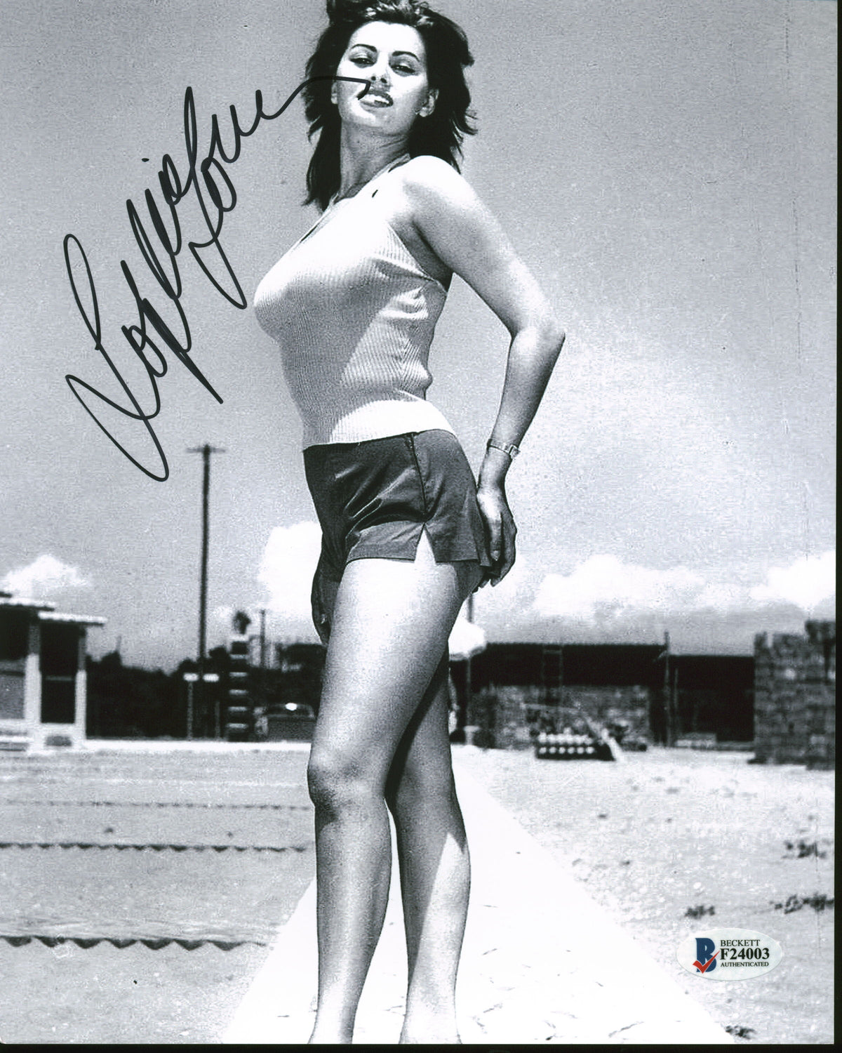 Sophia Loren Authentic Signed 8x10 Sexy Photo Autographed BAS #F24003