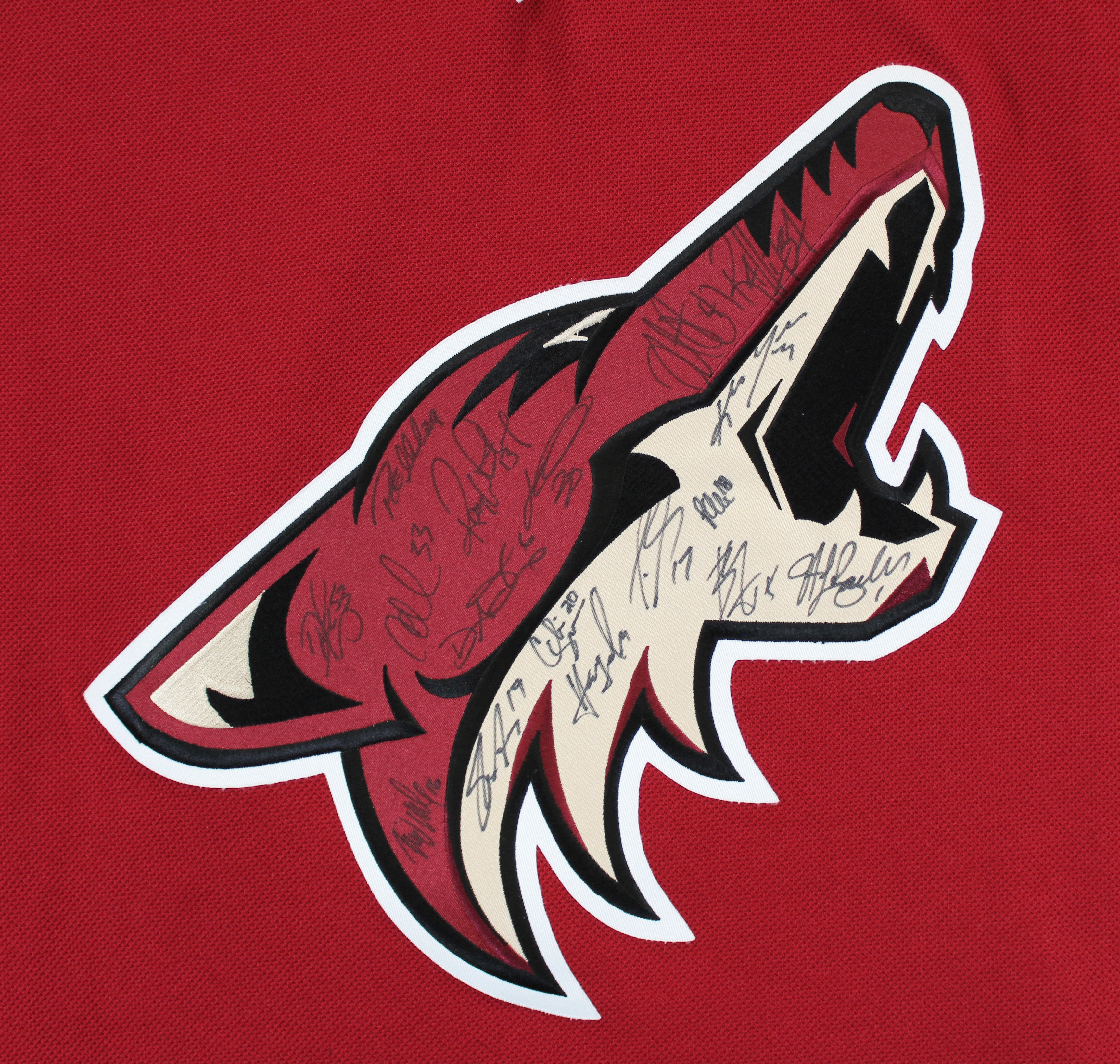2011-12 Coyotes (17) Doan, Yandle Signed Red Reebok Jersey BAS #AD64021