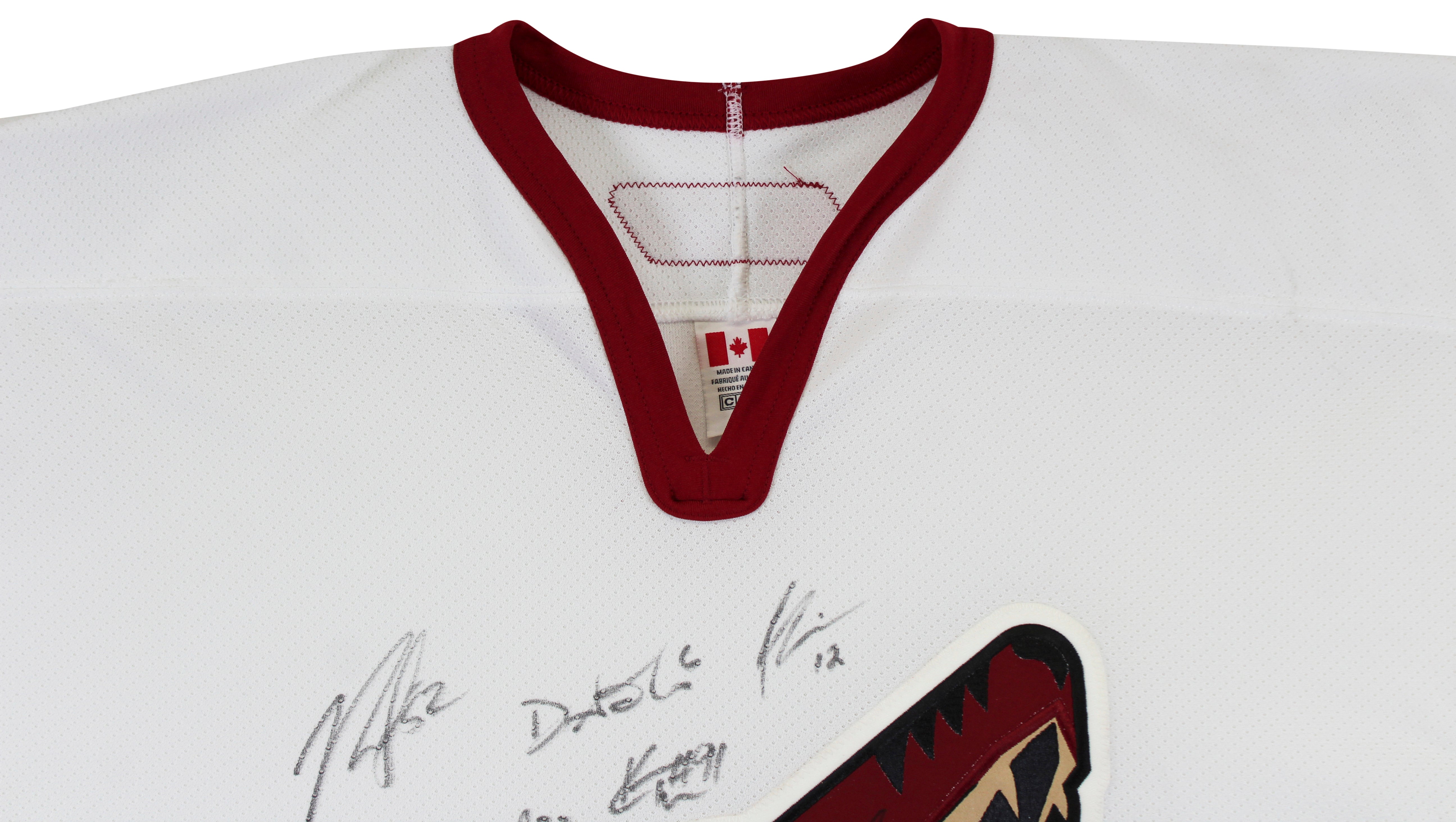 2010-11 Coyotes (22) Doan, Yandle Signed White Reebok Jersey BAS #AD64020