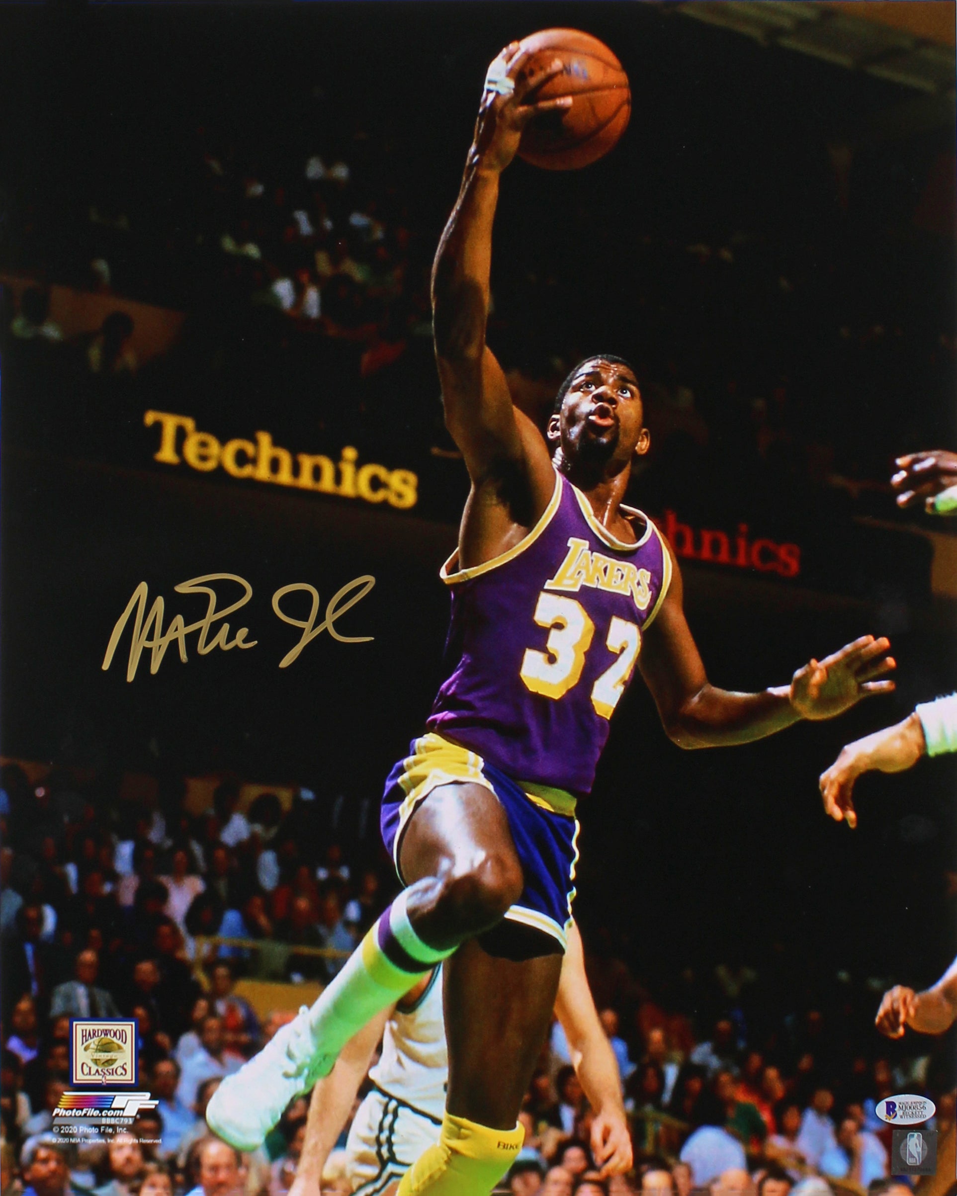 Lakers Magic Johnson Authentic Signed 16x20 Vertical Layup Photo BAS Witnessed