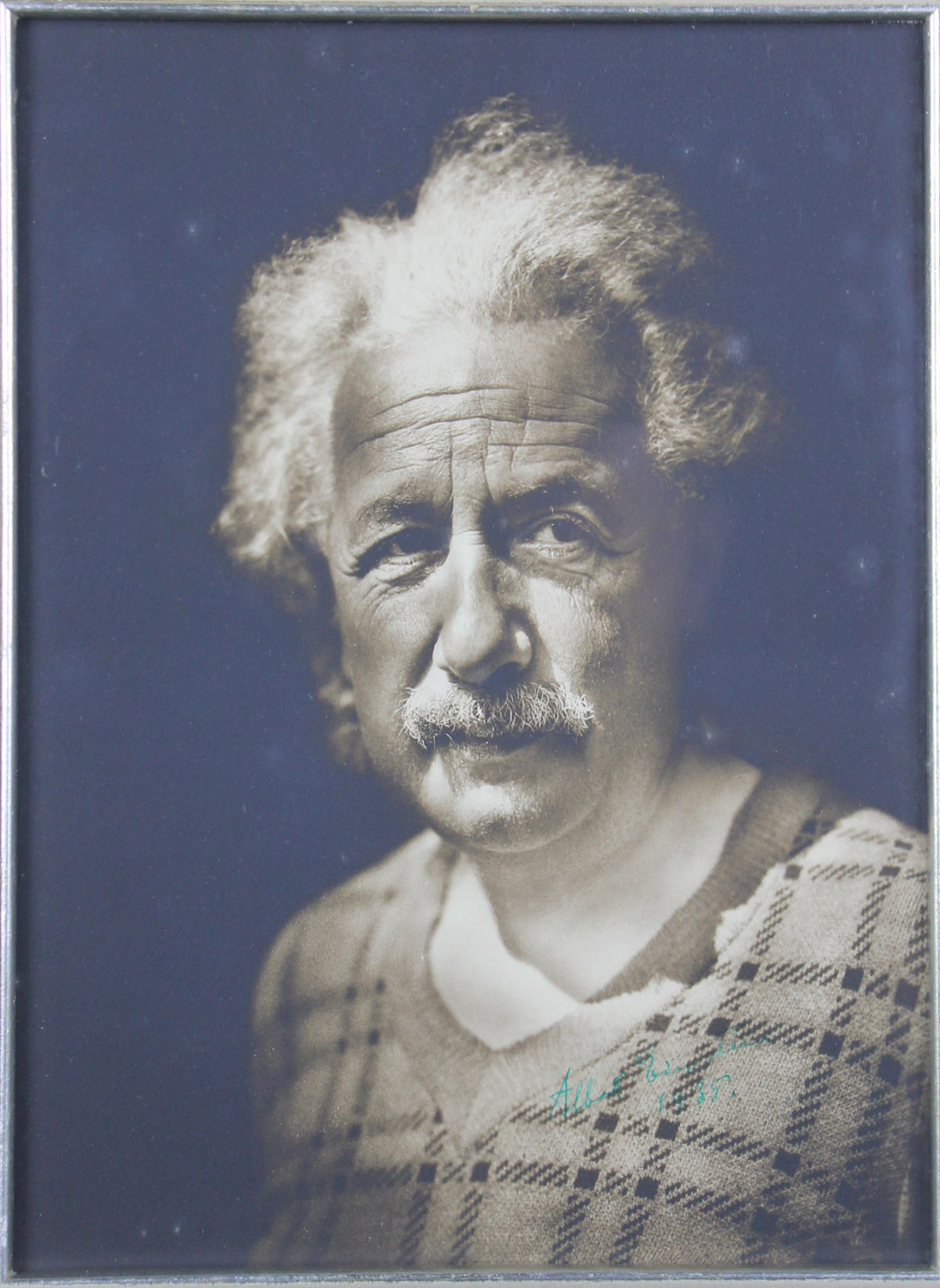 Albert Einstein "1935" Authentic Signed 7.5x9.75 Framed Photo BAS #A89682