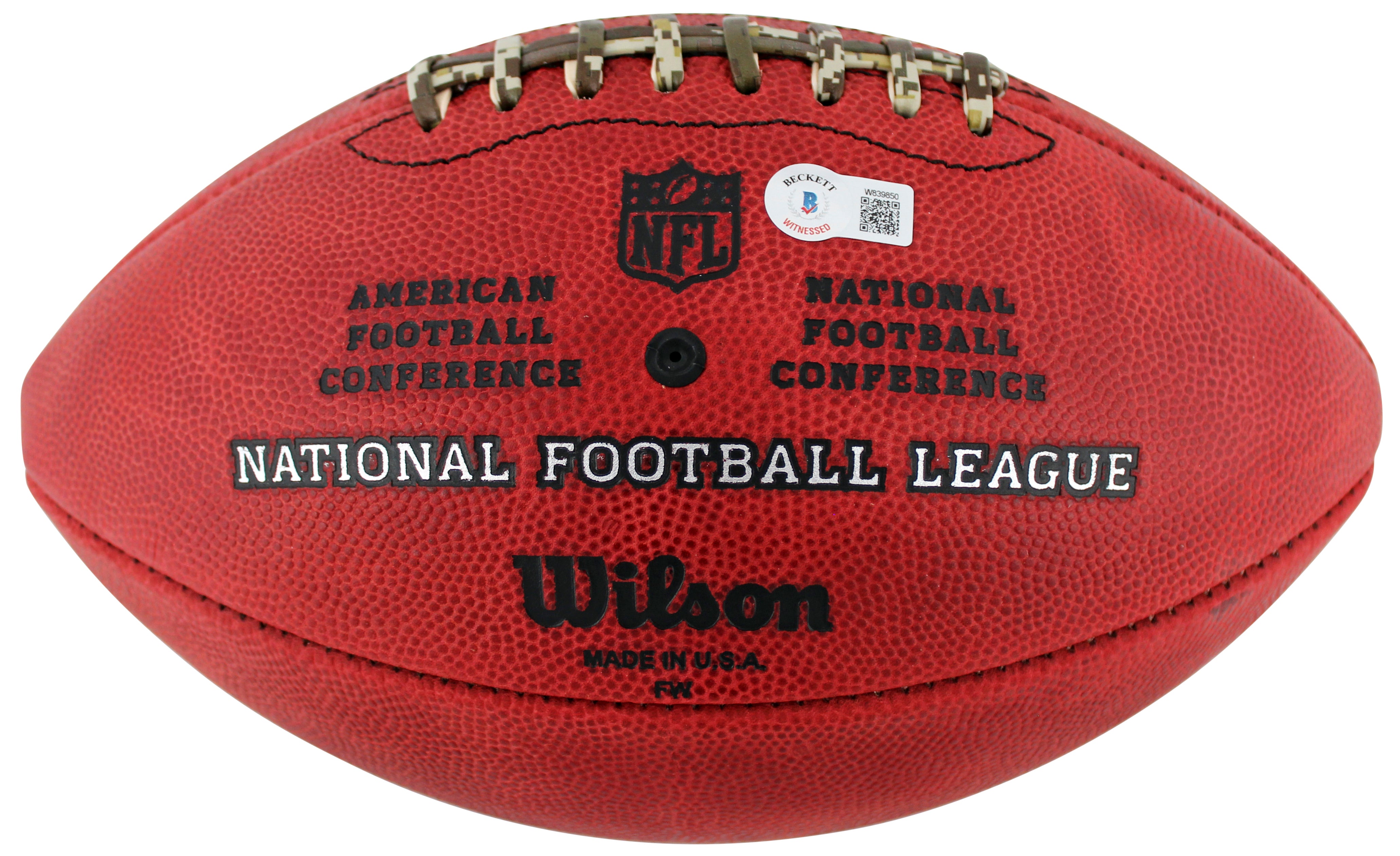 Chiefs Travis Kelce Signed Wilson "The Duke" Team Showcase Nfl Football BAS Wit